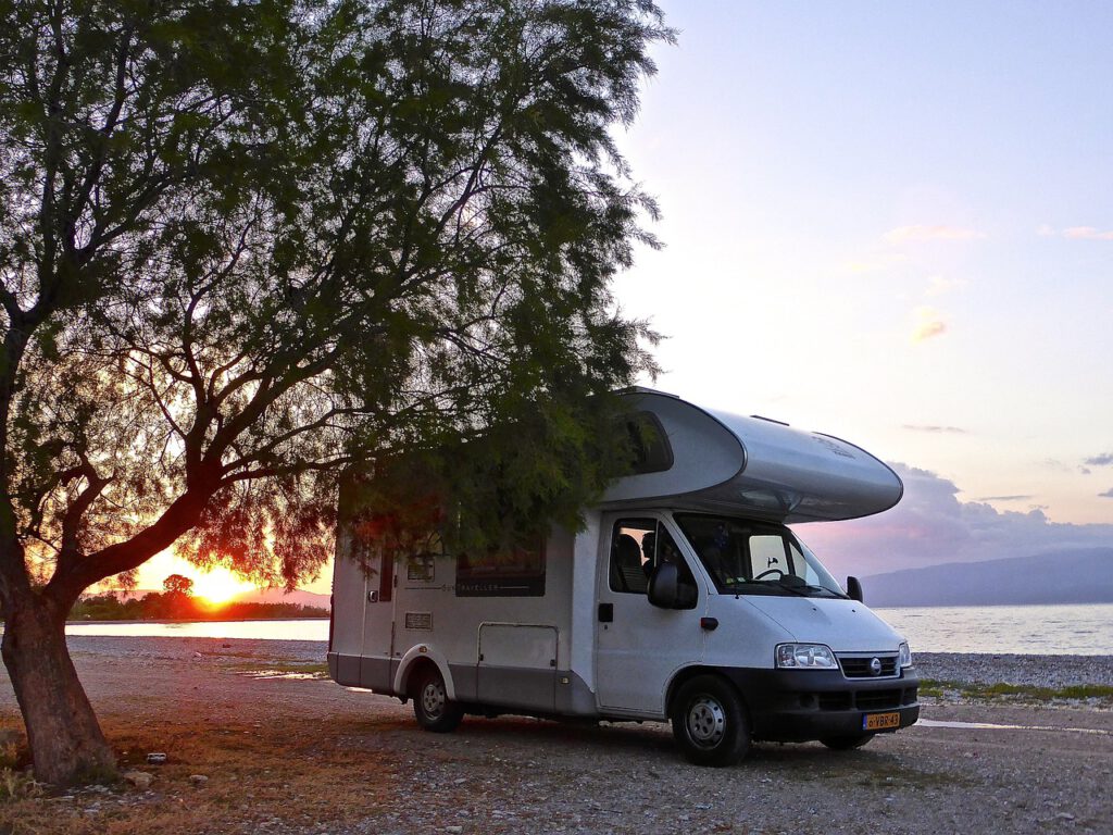 Camper Internet for all of Europe with AirInternet SIM, including on the beach.